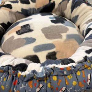Medium Dog Bed - Multi-Color